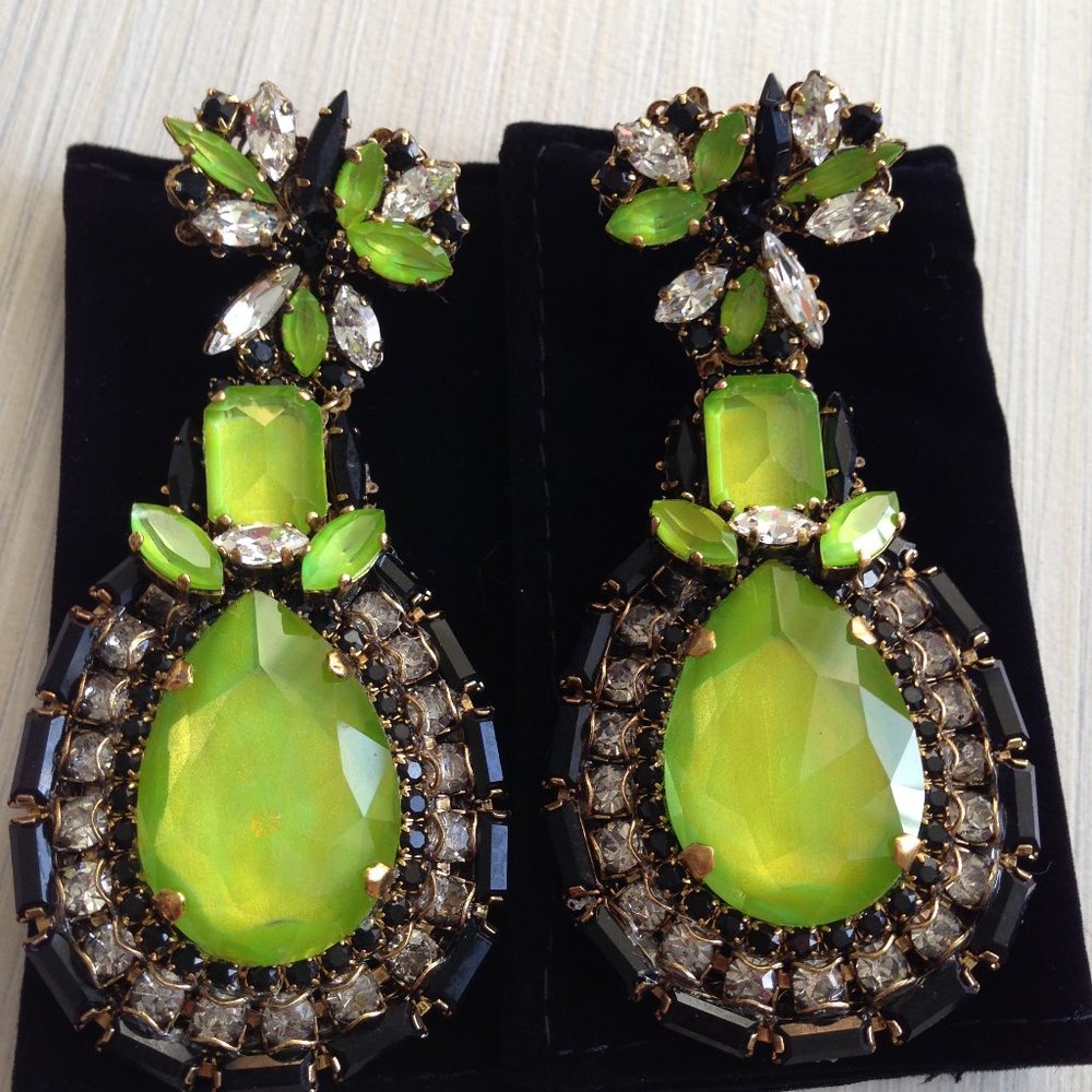 Neon earrings - Picture 4 of 16